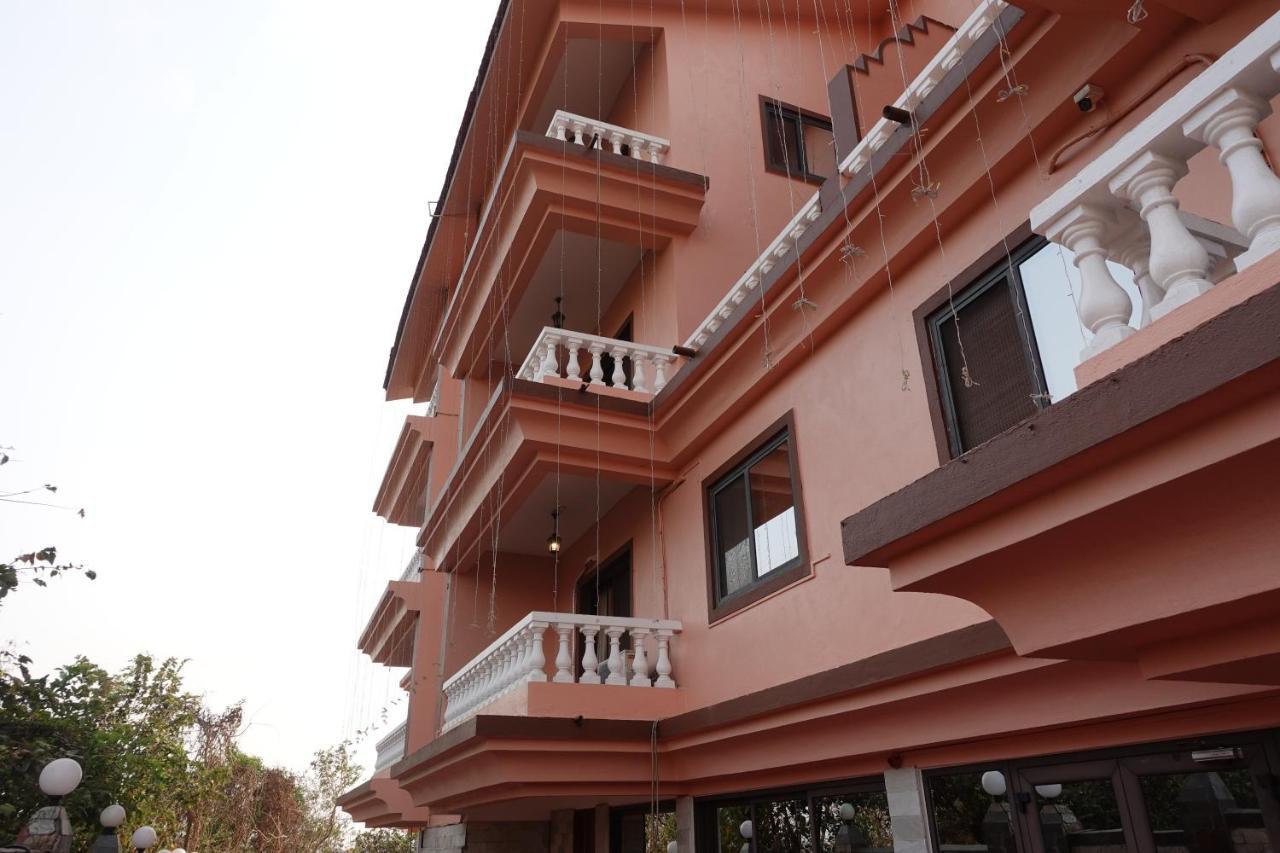 Westwood Residence Goa - The Boutique Hotel Mapusa Exterior photo